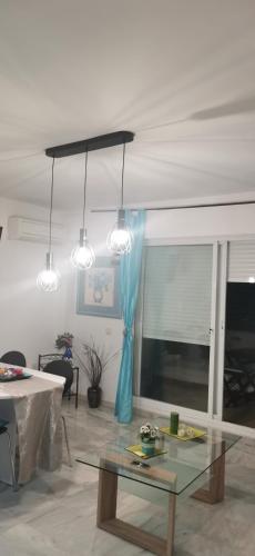 Apartamento Con Wifi, Mascotas Bienvenidas 베니돔 외부 사진